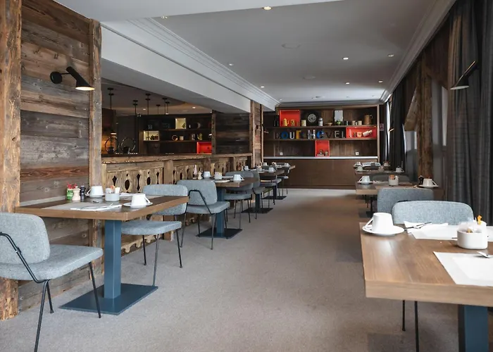 Les Trois Vallees, A Beaumier 4*