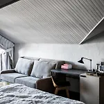 Les Trois Vallees, A Beaumier