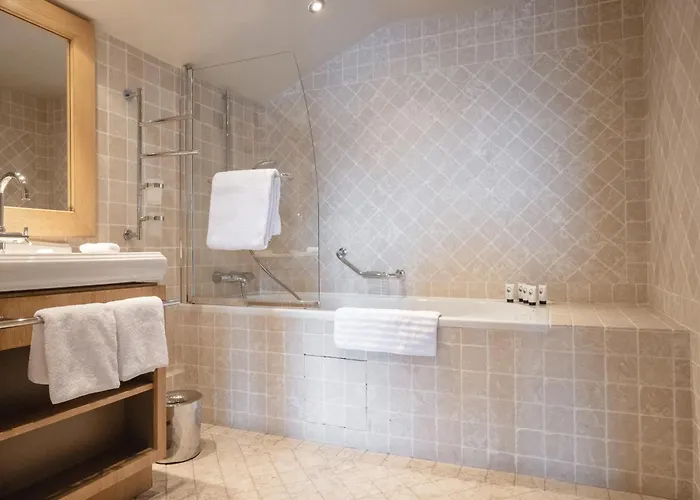 Les Trois Vallees, A Beaumier 4*